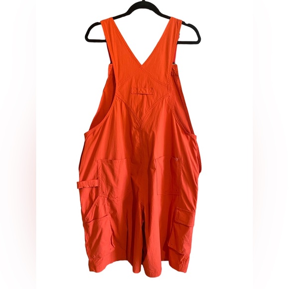 DULUTH Woman's Orange Heirloom Gardening Short Overalls, Size L - Picture 2 of 7